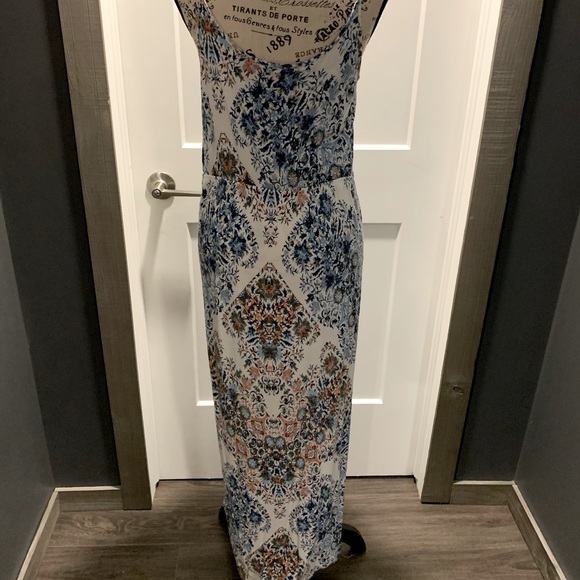 Joe Fresh - Maxi Dress. - Picture 5 of 5